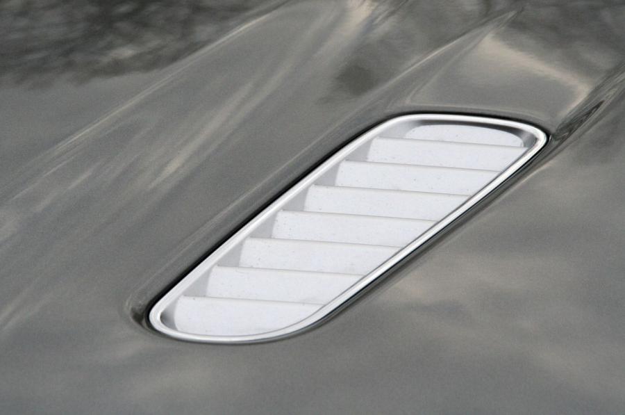 Детали экстерьера Aston Martin Virage 2011 года  (NA) (фото 39 из 39)